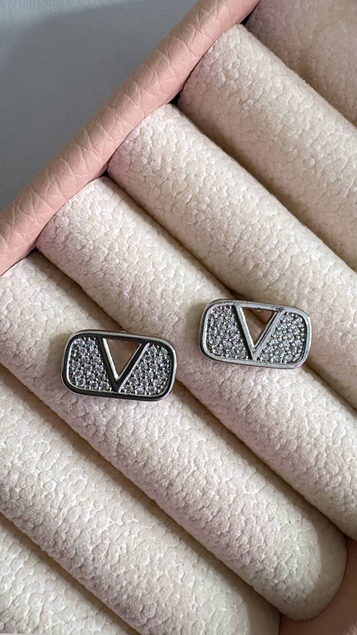 Brinco Valentina Cravejado Prata