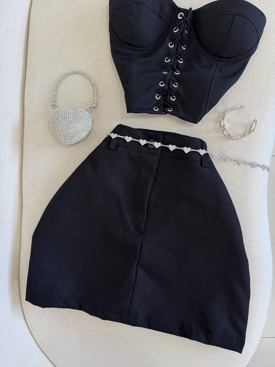 Conjunto Alfaiataria Corset + Saia/shorts Valen Preto