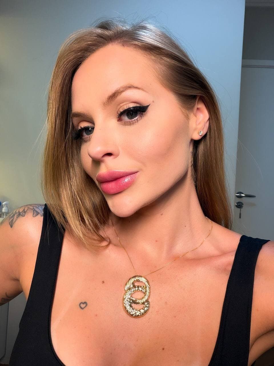 Colar Dourado Círculos