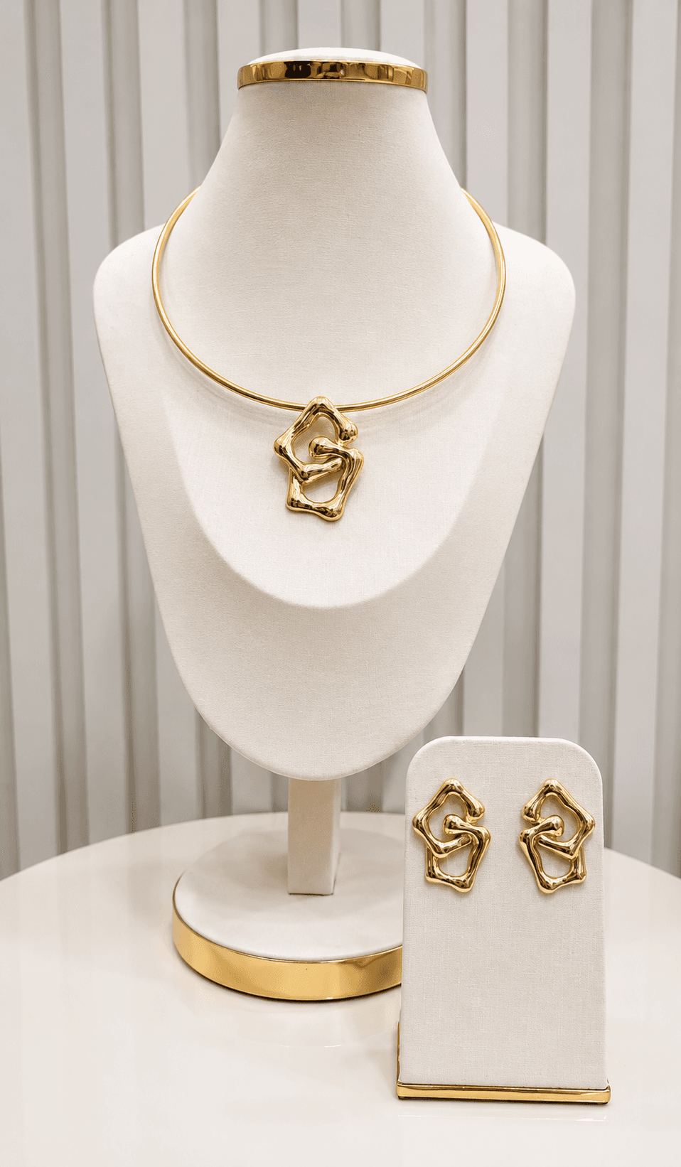 Conjunto de Colar Choker Brinco Fernanda
