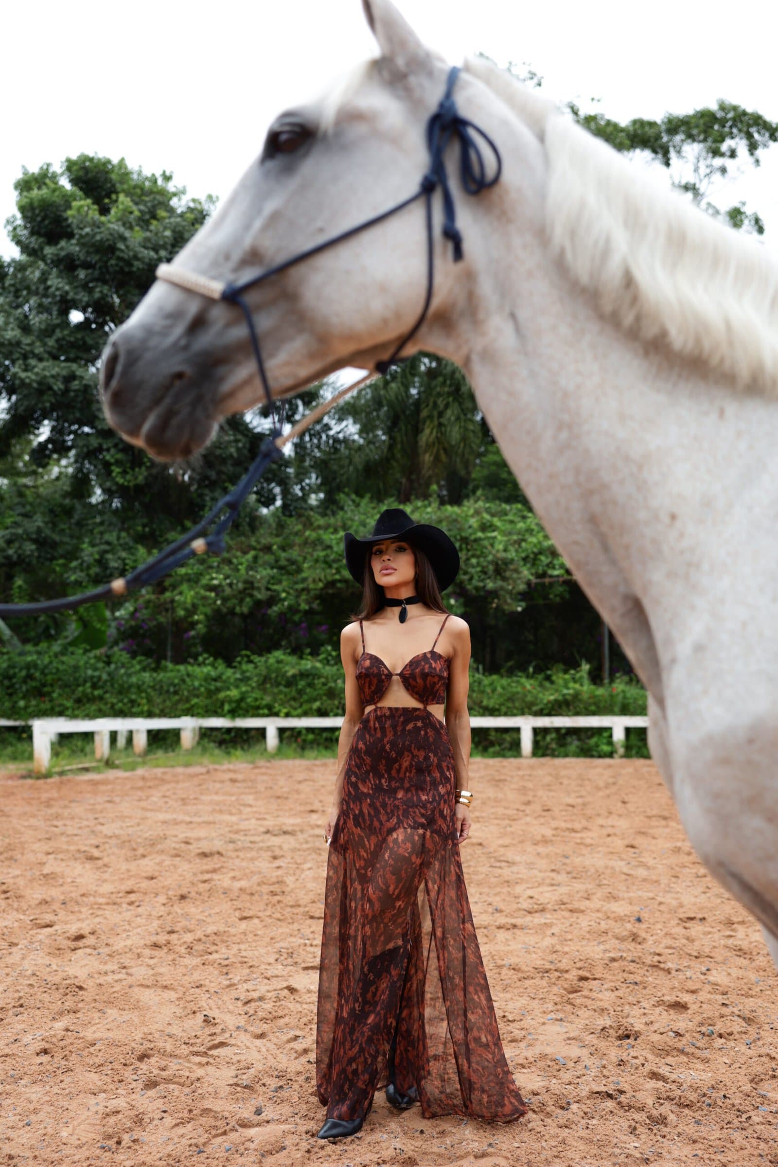 Vestido Mystic - Estampa Animal Print com Recortes Estilizados