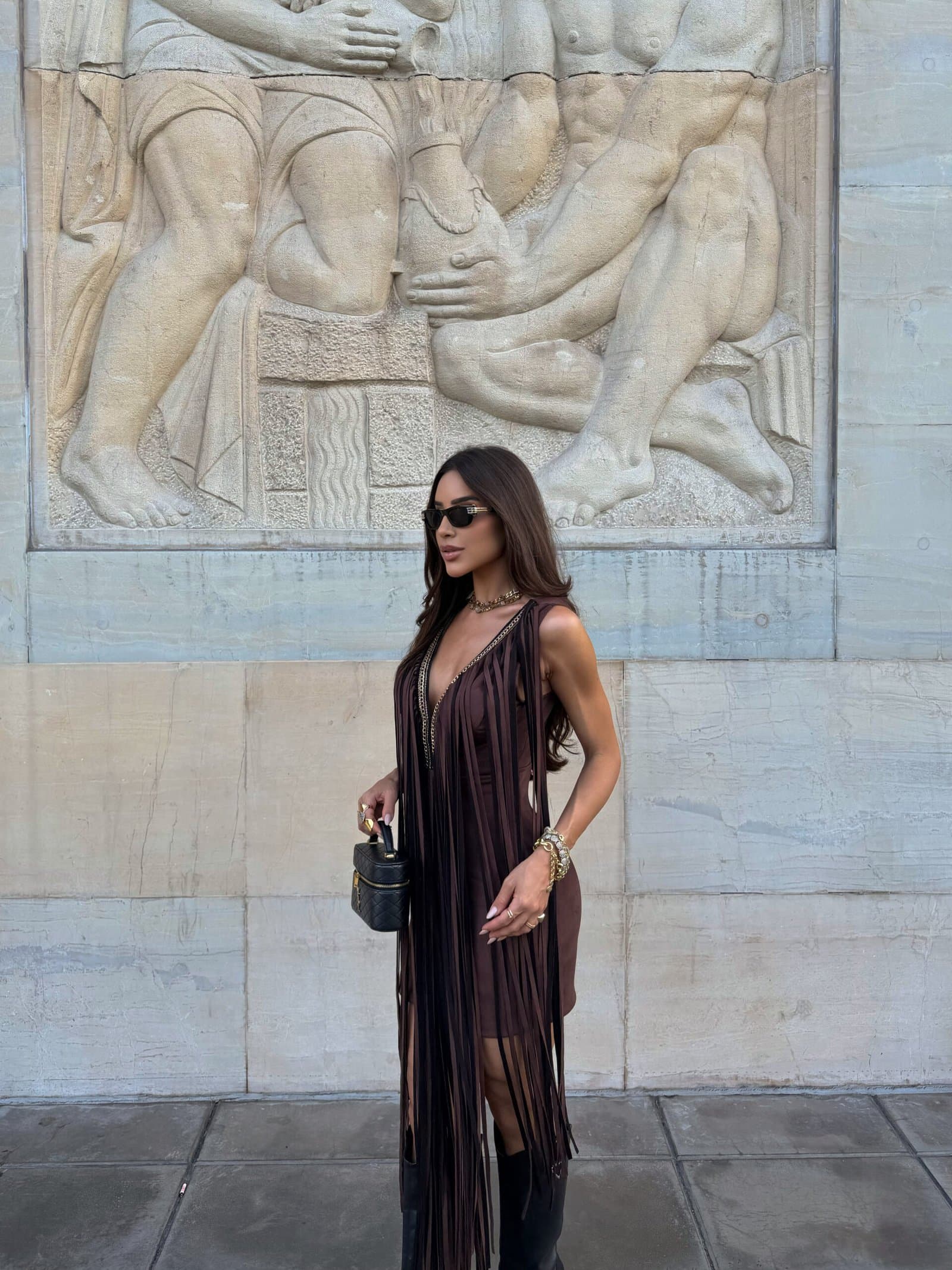 Vestido Sierra Franjas com Detalhes Dourado no Busto