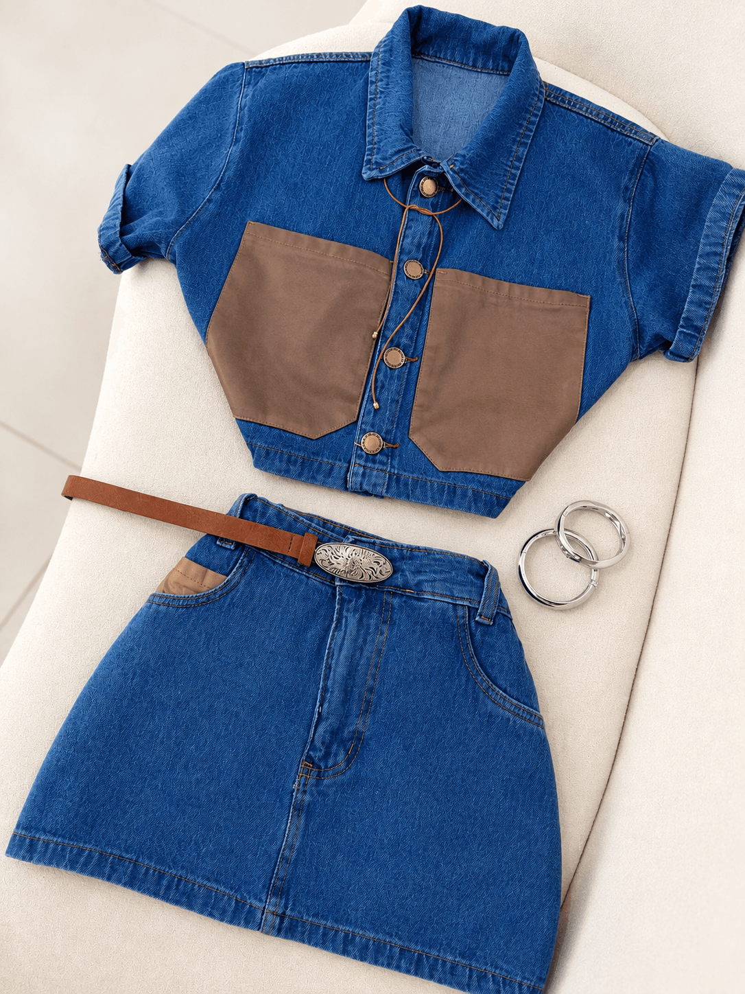 Conjunto Jeans de Saia/shorts com Courino Marrom