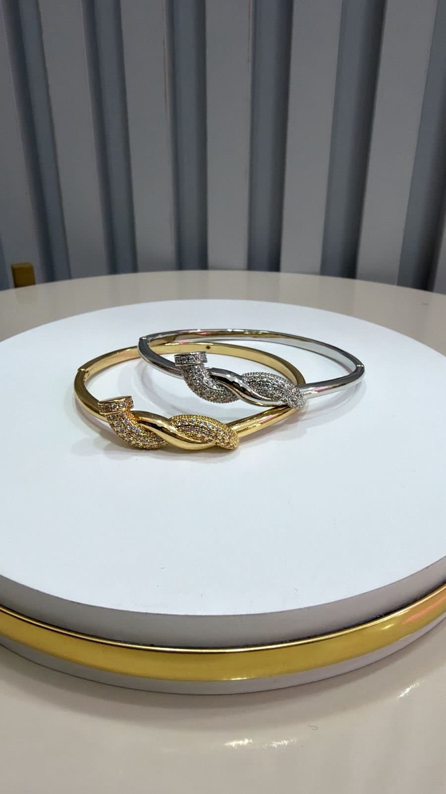 Bracelete com Strass Nozinho