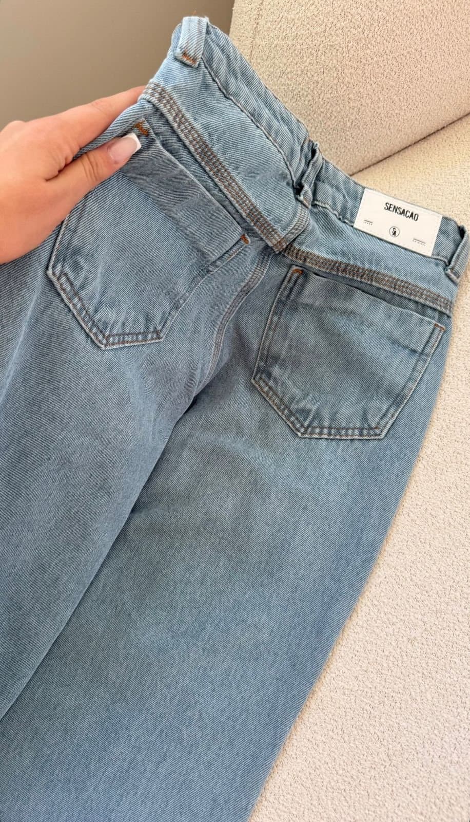 Calça Jeans Wide Leg Sensação Bolsos Frontais