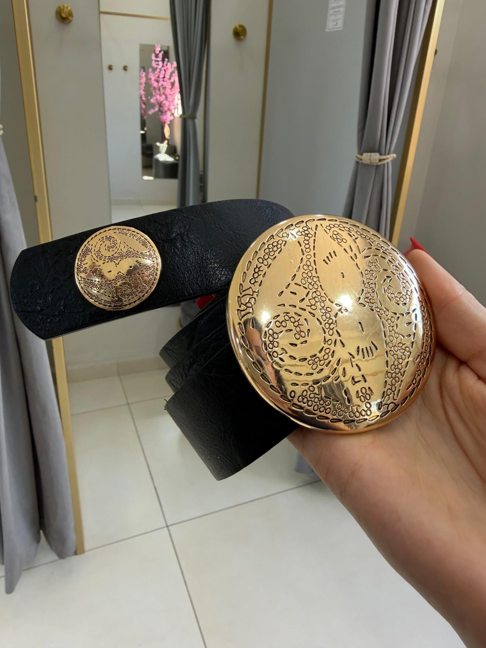 Cinto Liso Fivela Dourada Bola