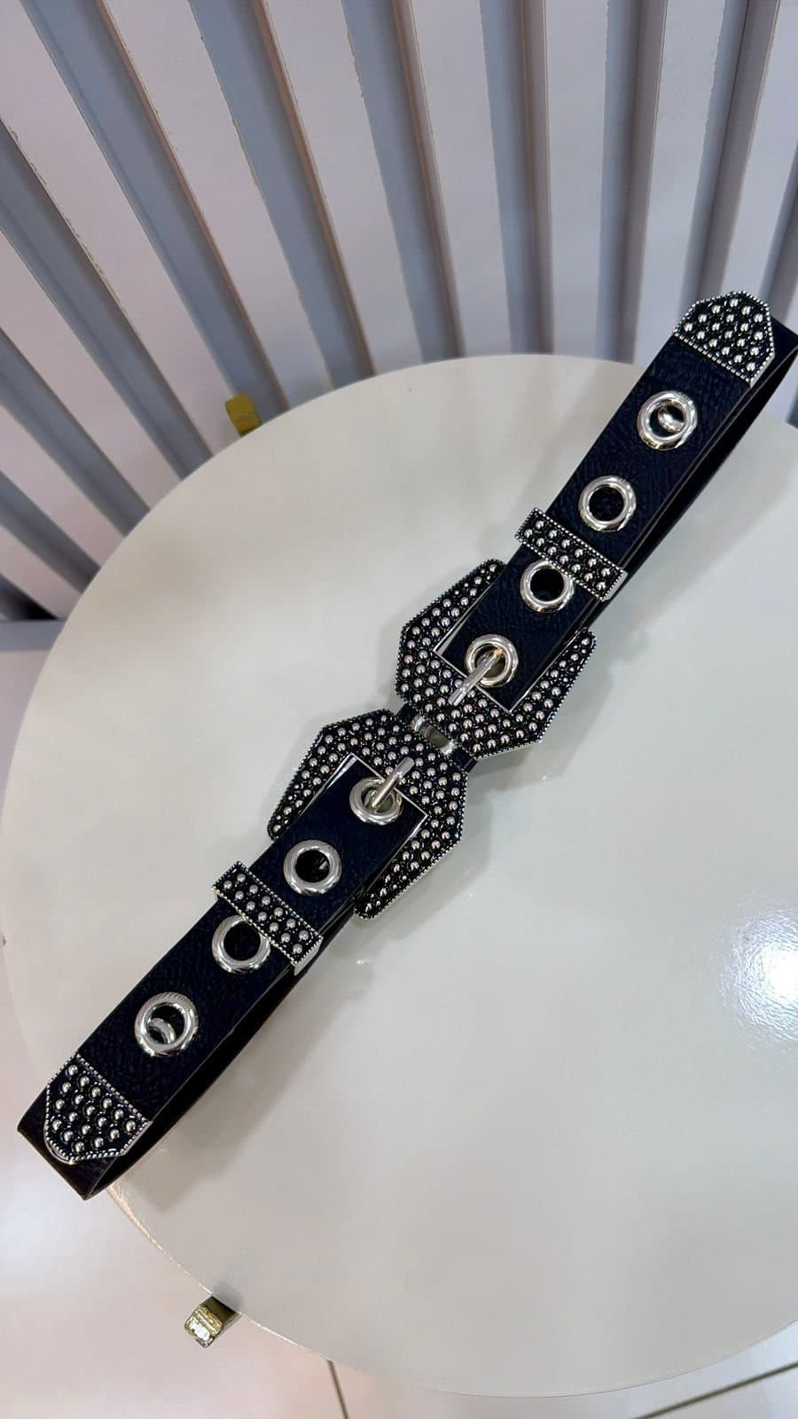 Cinto 2 Fivelas Elástico Preto Ilhós Prata