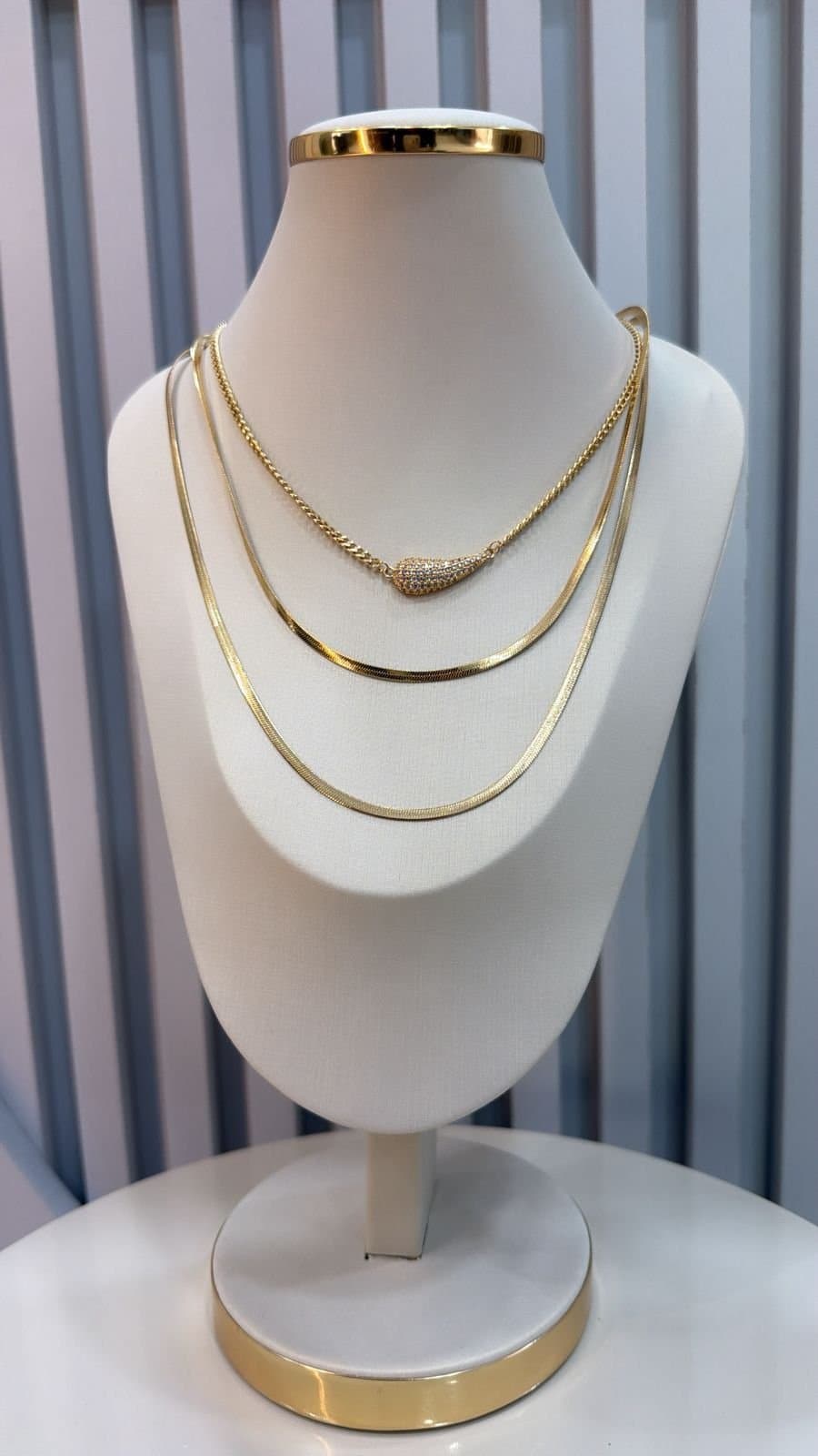 Conjunto 3 Colares Triplo com Strass Kat