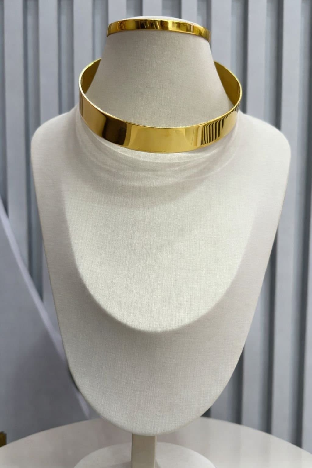 Colar Choker Grosso Liso