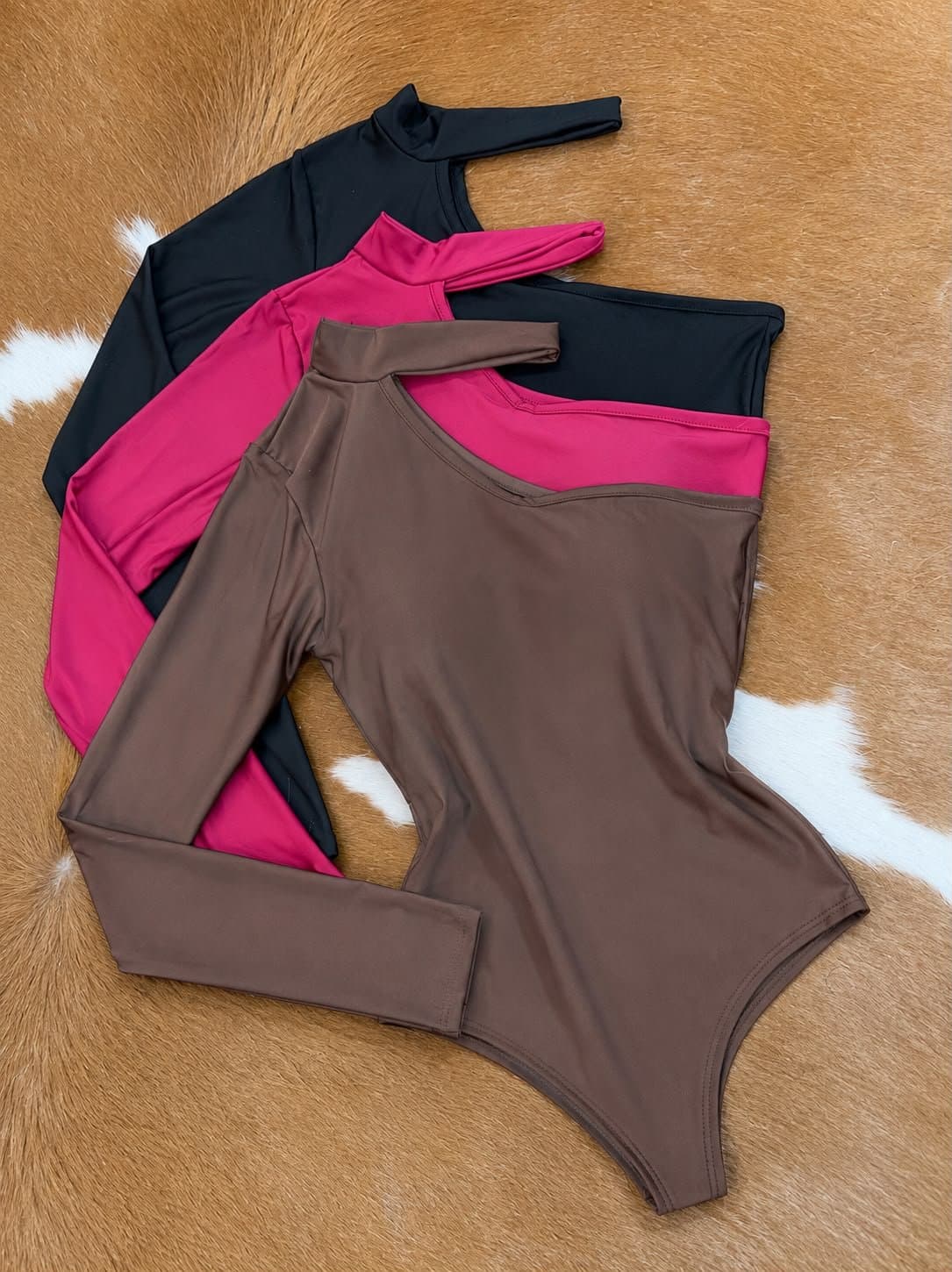 Body com Gola Choker Manga Única