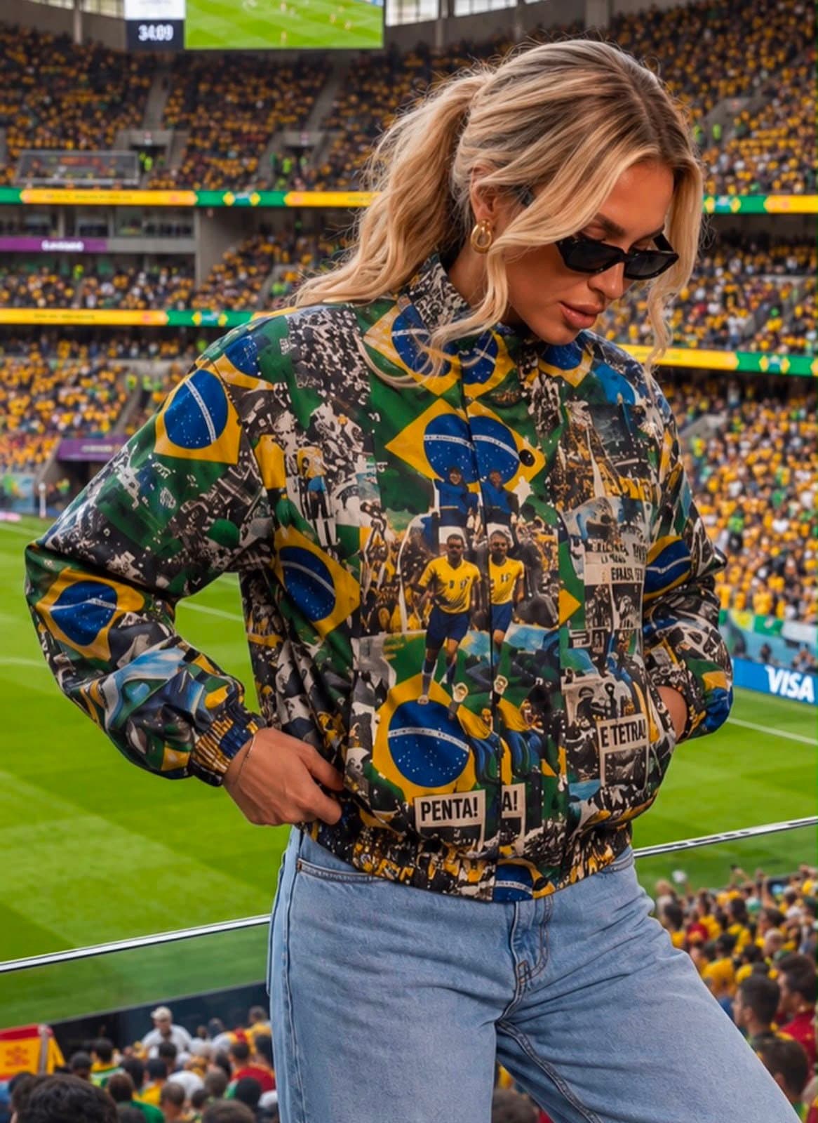 Jaqueta Corta Vento Forrada Estampa Exclusiva Brasil