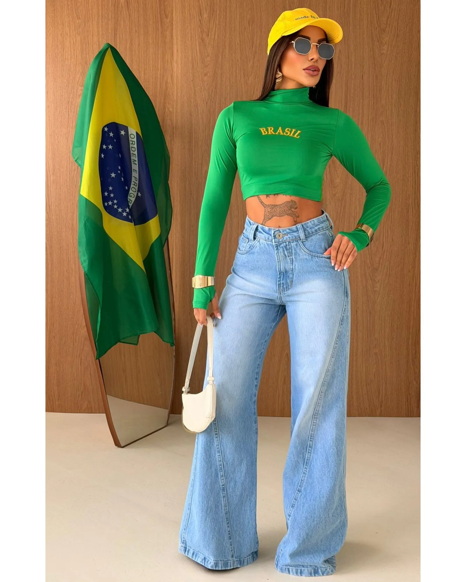 Cropped Brasil Manga Longa Luvinha